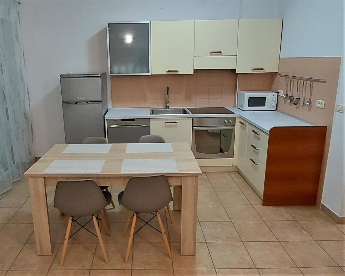 Apartments Aurora Near Beach Medulin Luaran gambar